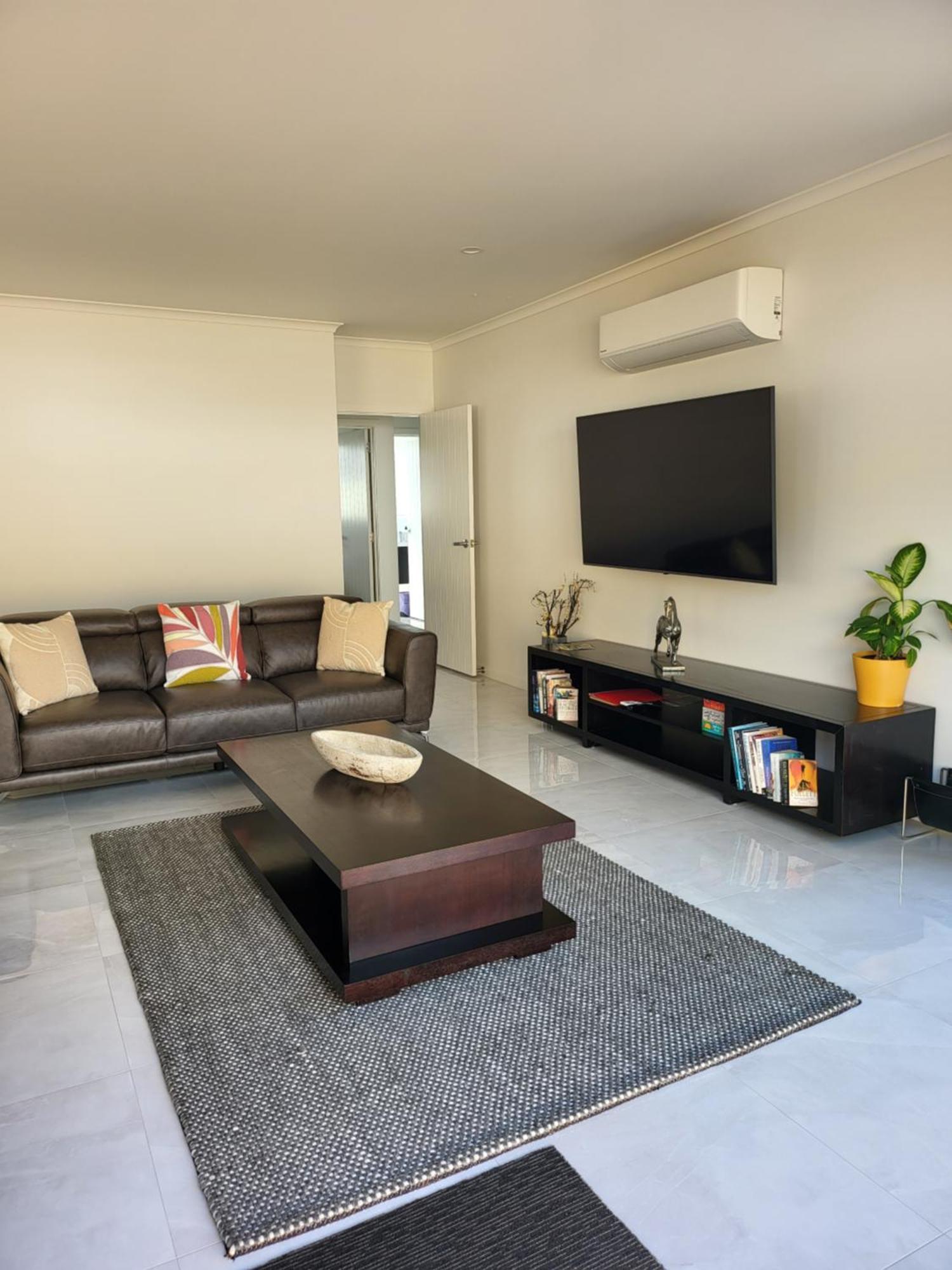 Downtown Whakatane Villa Exterior photo